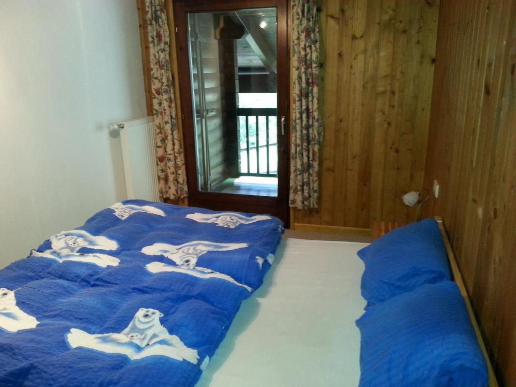 Fichtenblockhuette Sonnenalpe Nassfeld Cameră foto