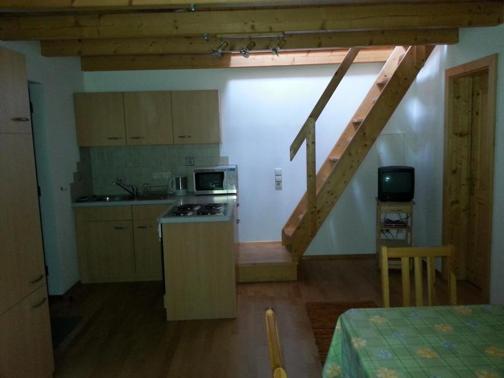 Fichtenblockhuette Sonnenalpe Nassfeld Cameră foto