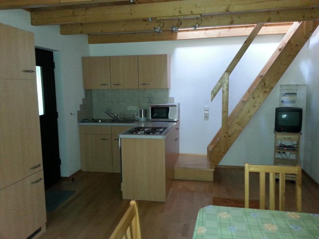 Fichtenblockhuette Sonnenalpe Nassfeld Cameră foto